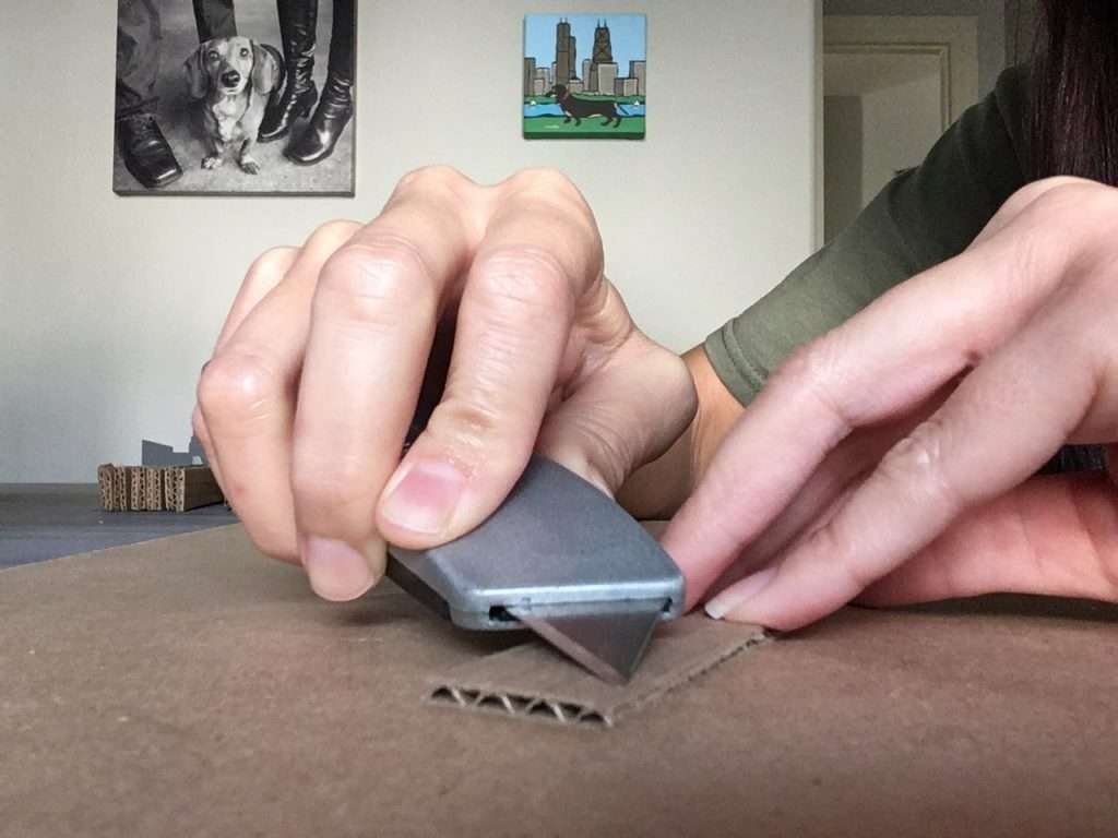 keep knife parallel